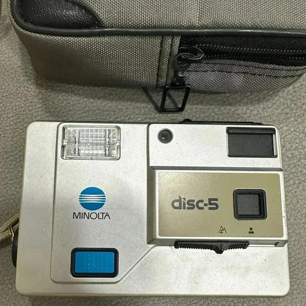 Untested Genuine Vintage Minolta Disc-5 1980's Point & Shoot Disc Camera